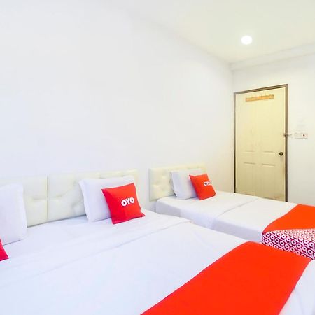 L&C Premium Stay Kuching Exterior foto