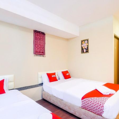 L&C Premium Stay Kuching Exterior foto
