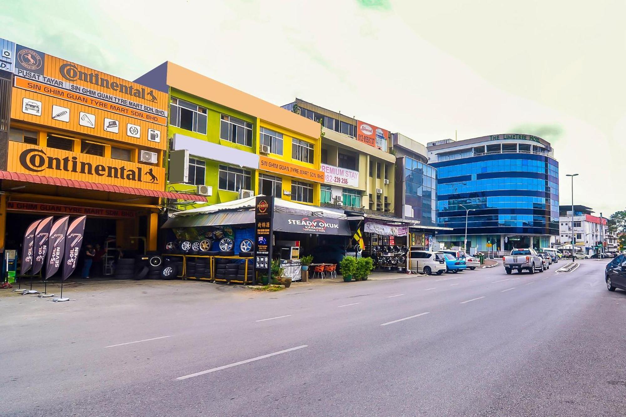 L&C Premium Stay Kuching Exterior foto